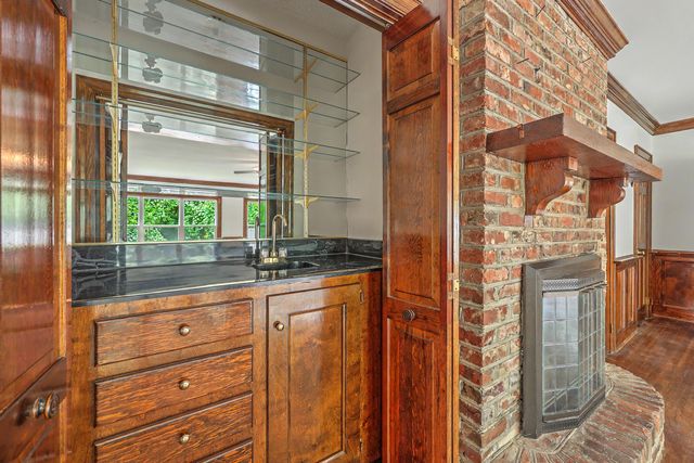 1611 Bacons Bridge Road, Summerville, SC 29485