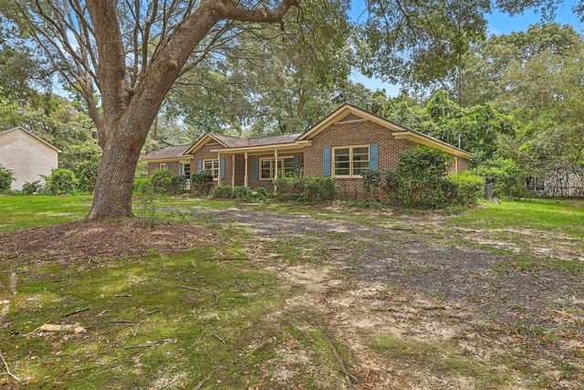 1611 Bacons Bridge Road, Summerville, SC 29485