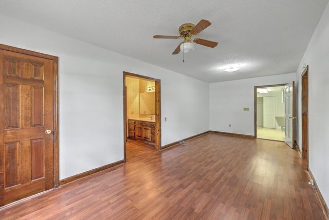 1611 Bacons Bridge Road, Summerville, SC 29485