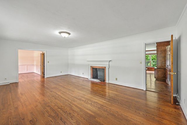 1611 Bacons Bridge Road, Summerville, SC 29485