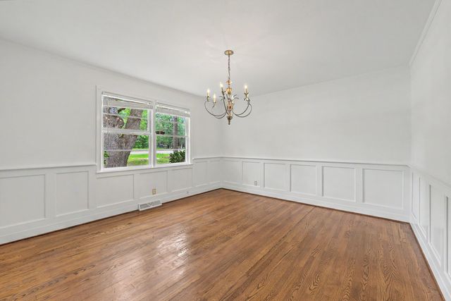 1611 Bacons Bridge Road, Summerville, SC 29485