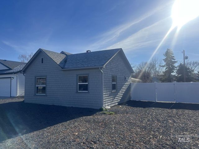 417 W 5th Ave, Jerome, ID 83338