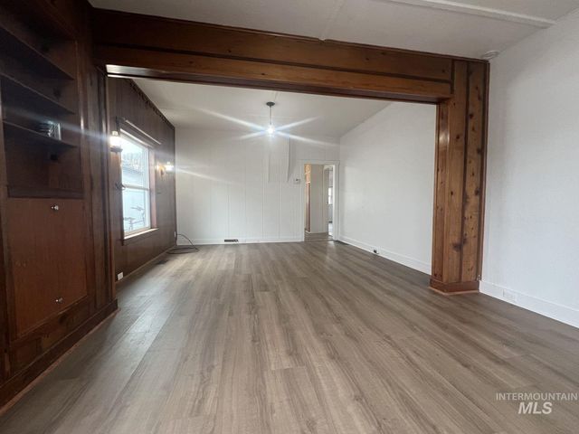 417 W 5th Ave, Jerome, ID 83338