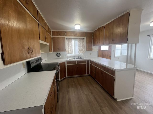 417 W 5th Ave, Jerome, ID 83338