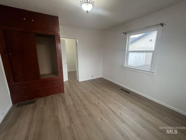 417 W 5th Ave, Jerome, ID 83338