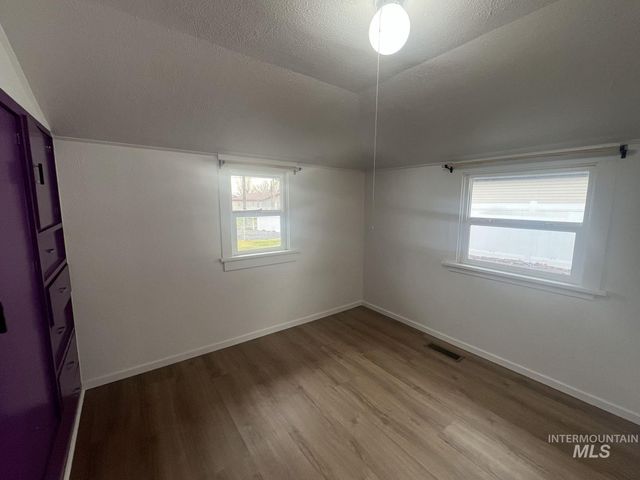 417 W 5th Ave, Jerome, ID 83338