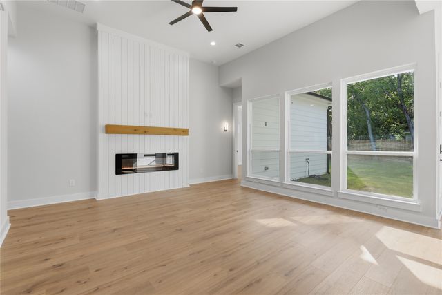 4323 Metropolitan Avenue, Dallas, TX 75210