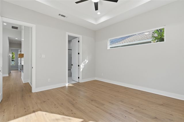 4323 Metropolitan Avenue, Dallas, TX 75210