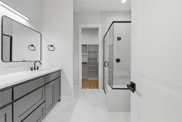 4323 Metropolitan Avenue, Dallas, TX 75210