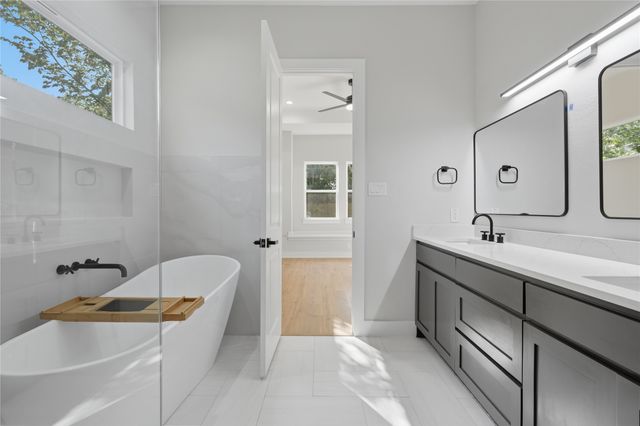 4323 Metropolitan Avenue, Dallas, TX 75210