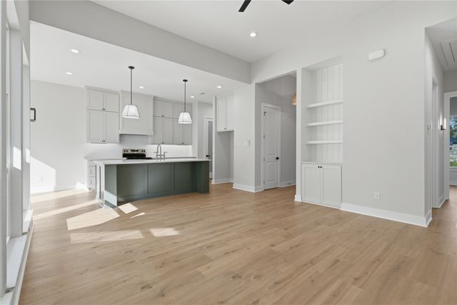 4323 Metropolitan Avenue, Dallas, TX 75210