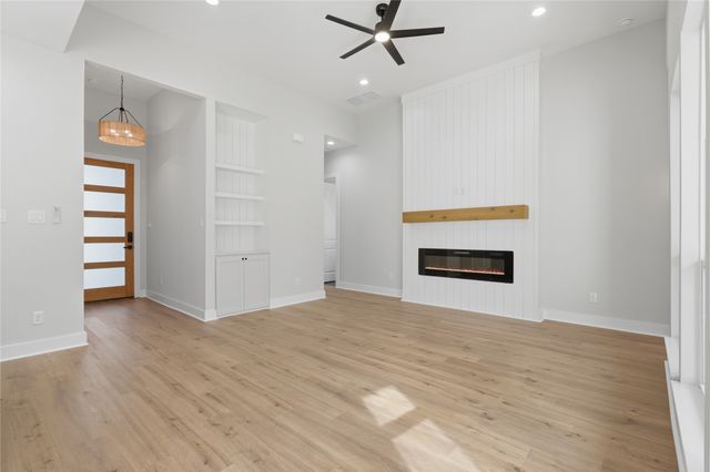 4323 Metropolitan Avenue, Dallas, TX 75210
