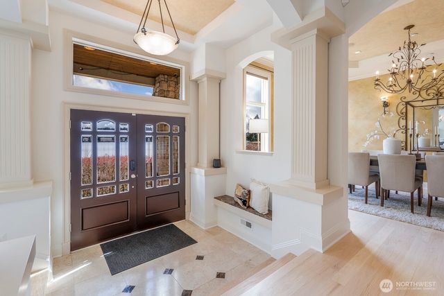 15517 Lake Shore Boulevard NE, Lake Forest Park, WA 98155