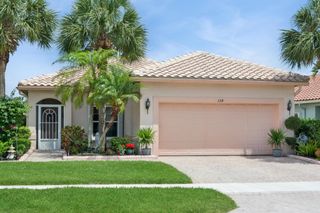 324 NW Breezy Point Loop, Port St Lucie, FL 34986