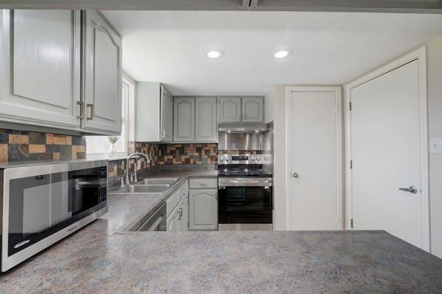 602 Apache TRL, Leander, TX 78641