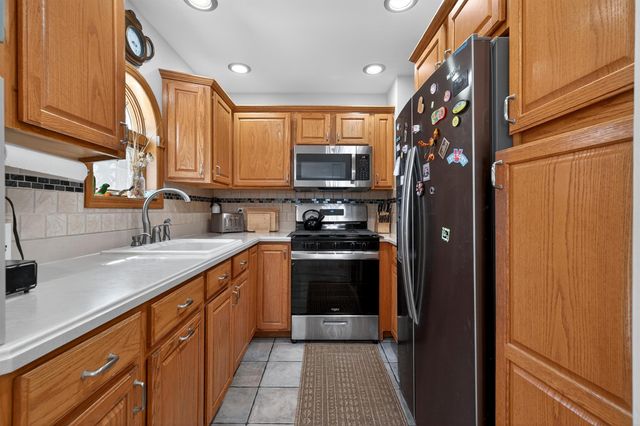 70 WEST 3RD ST, Bayonne, NJ 07002