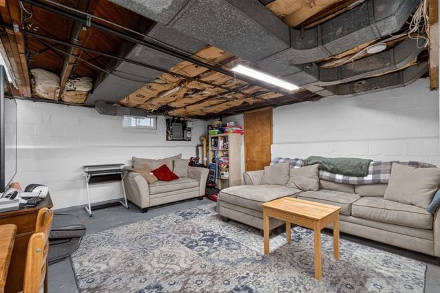 70 WEST 3RD ST, Bayonne, NJ 07002