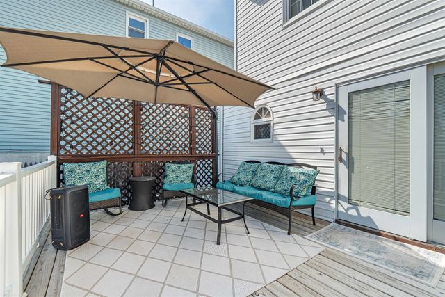 70 WEST 3RD ST, Bayonne, NJ 07002