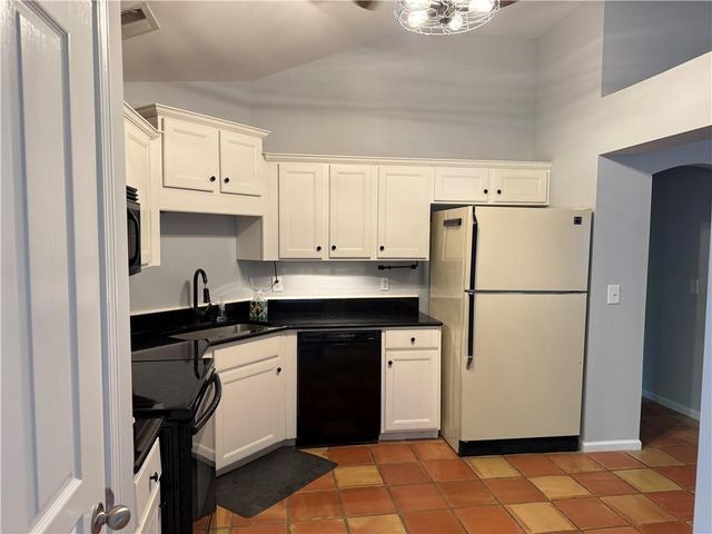 422 Arrowhead Trail, Canton, GA 30114