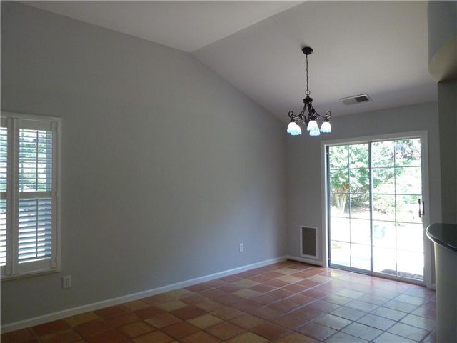 422 Arrowhead Trail, Canton, GA 30114