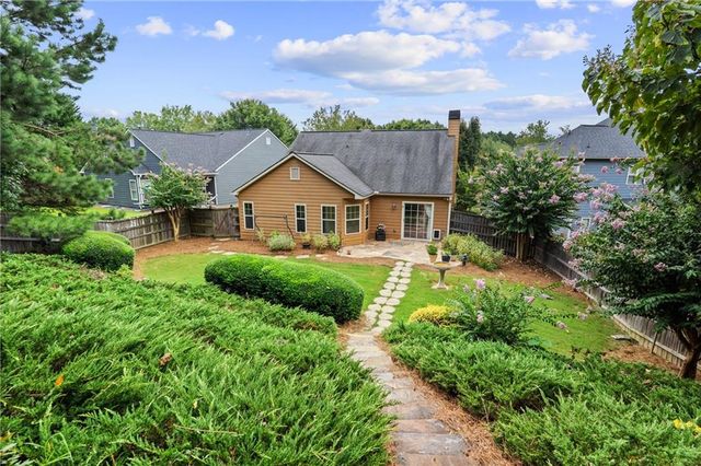 422 Arrowhead Trail, Canton, GA 30114