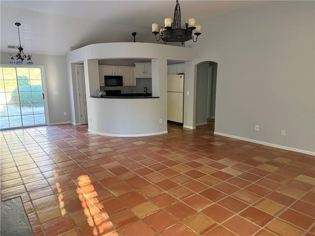 422 Arrowhead Trail, Canton, GA 30114