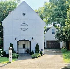 1004 Villa Pl, Nashville, TN 37212