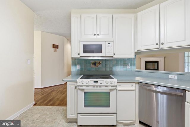 107 PALACE CT, Inwood, WV 25428
