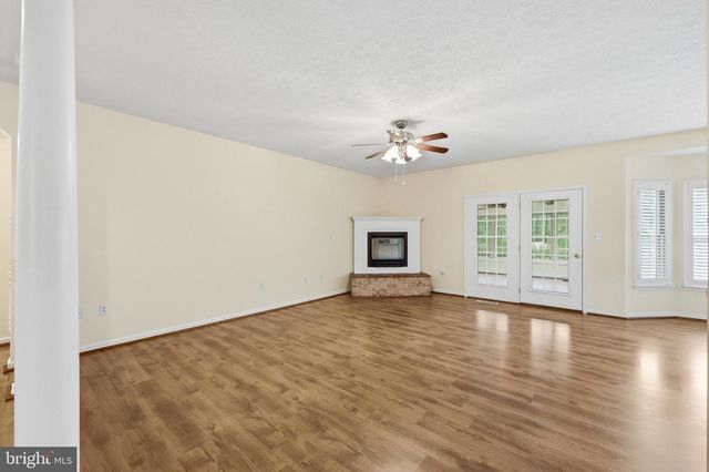 107 PALACE CT, Inwood, WV 25428