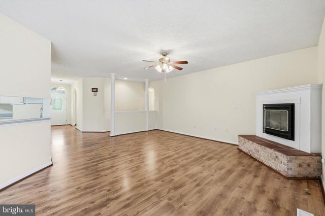 107 PALACE CT, Inwood, WV 25428
