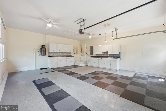 107 PALACE CT, Inwood, WV 25428