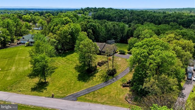107 PALACE CT, Inwood, WV 25428