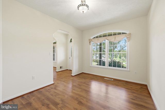 107 PALACE CT, Inwood, WV 25428