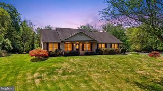 107 PALACE CT, Inwood, WV 25428