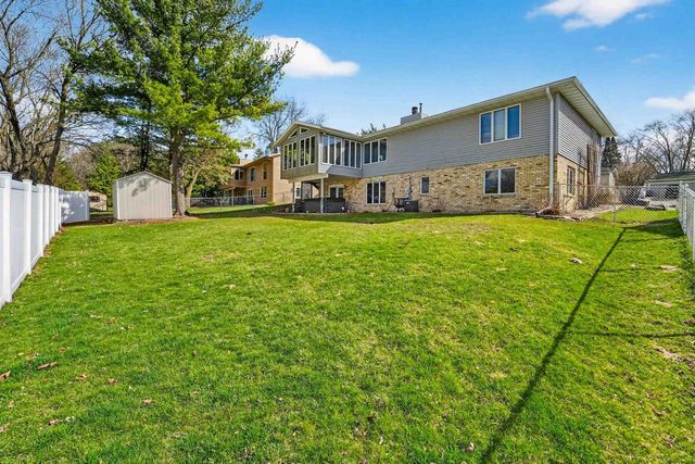 1331 Erick Street, Fort Atkinson, WI 53538