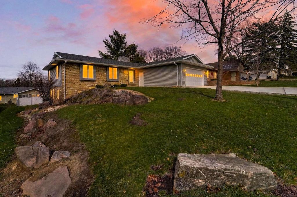 1331 Erick Street, Fort Atkinson, WI 53538