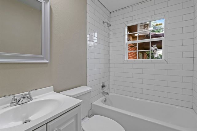 2116 Andover Street, Fort Worth, TX 76114