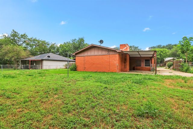 2116 Andover Street, Fort Worth, TX 76114