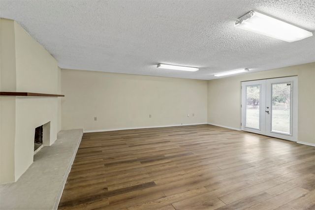 2116 Andover Street, Fort Worth, TX 76114