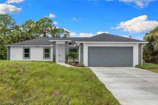 814 Milano AVE S, Lehigh Acres, FL 33974