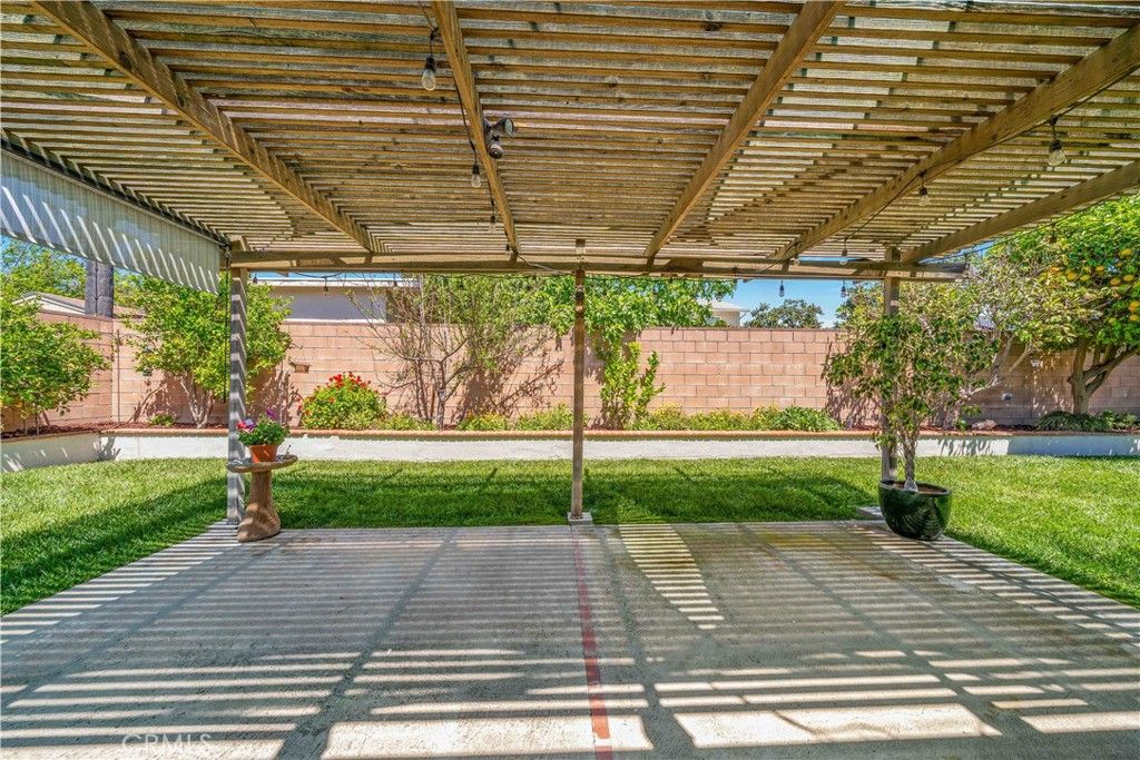 Image 19 of property listing at 2089 Abraham Street, Simi Valley, CA 93065