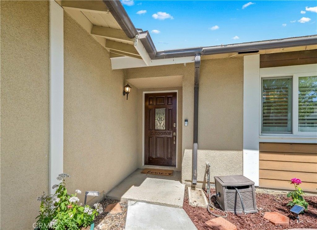 Image 4 of property listing at 2089 Abraham Street, Simi Valley, CA 93065