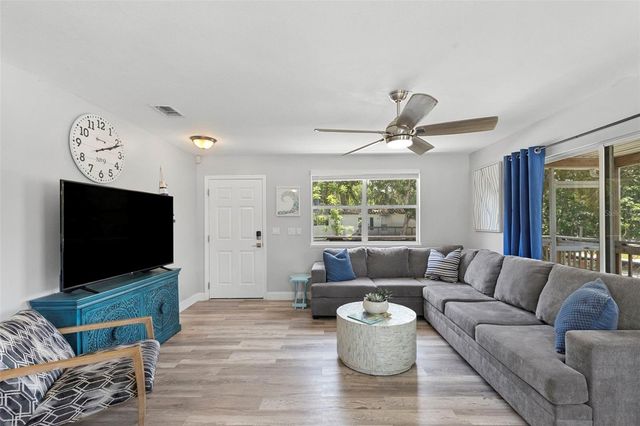 6183 WAVERLY ROAD, Weeki Wachee, FL 34607