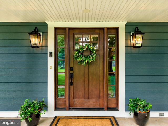 86 KNICKERBOCKER DR, Belle Mead, NJ 08502