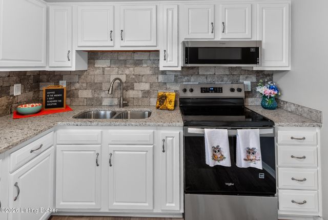 5406 Zev Way, Louisville, KY 40272