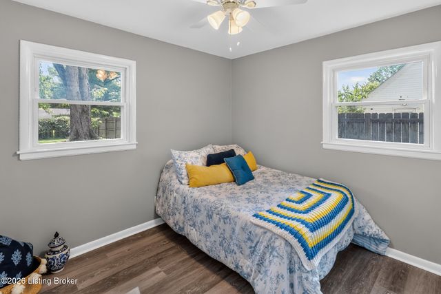5406 Zev Way, Louisville, KY 40272