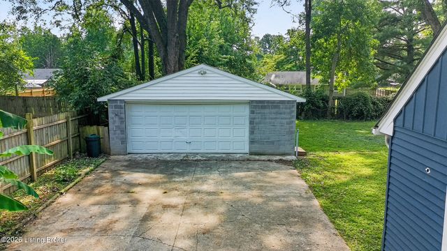 5406 Zev Way, Louisville, KY 40272