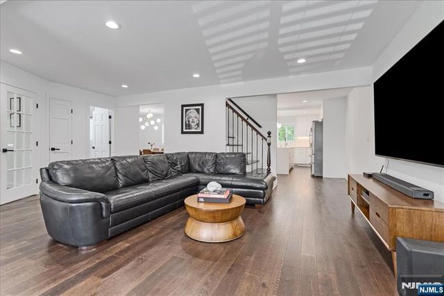 33-21 Southern Drive, Fair Lawn, NJ 07410