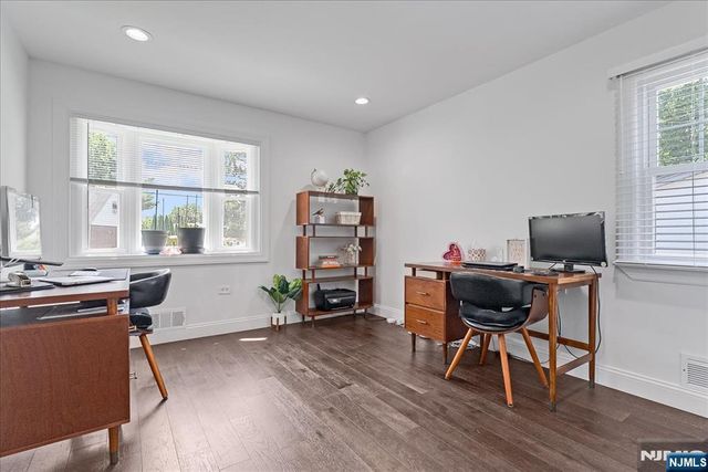 33-21 Southern Drive, Fair Lawn, NJ 07410