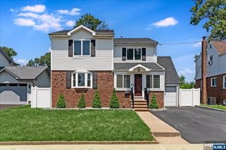 33-21 Southern Drive, Fair Lawn, NJ 07410